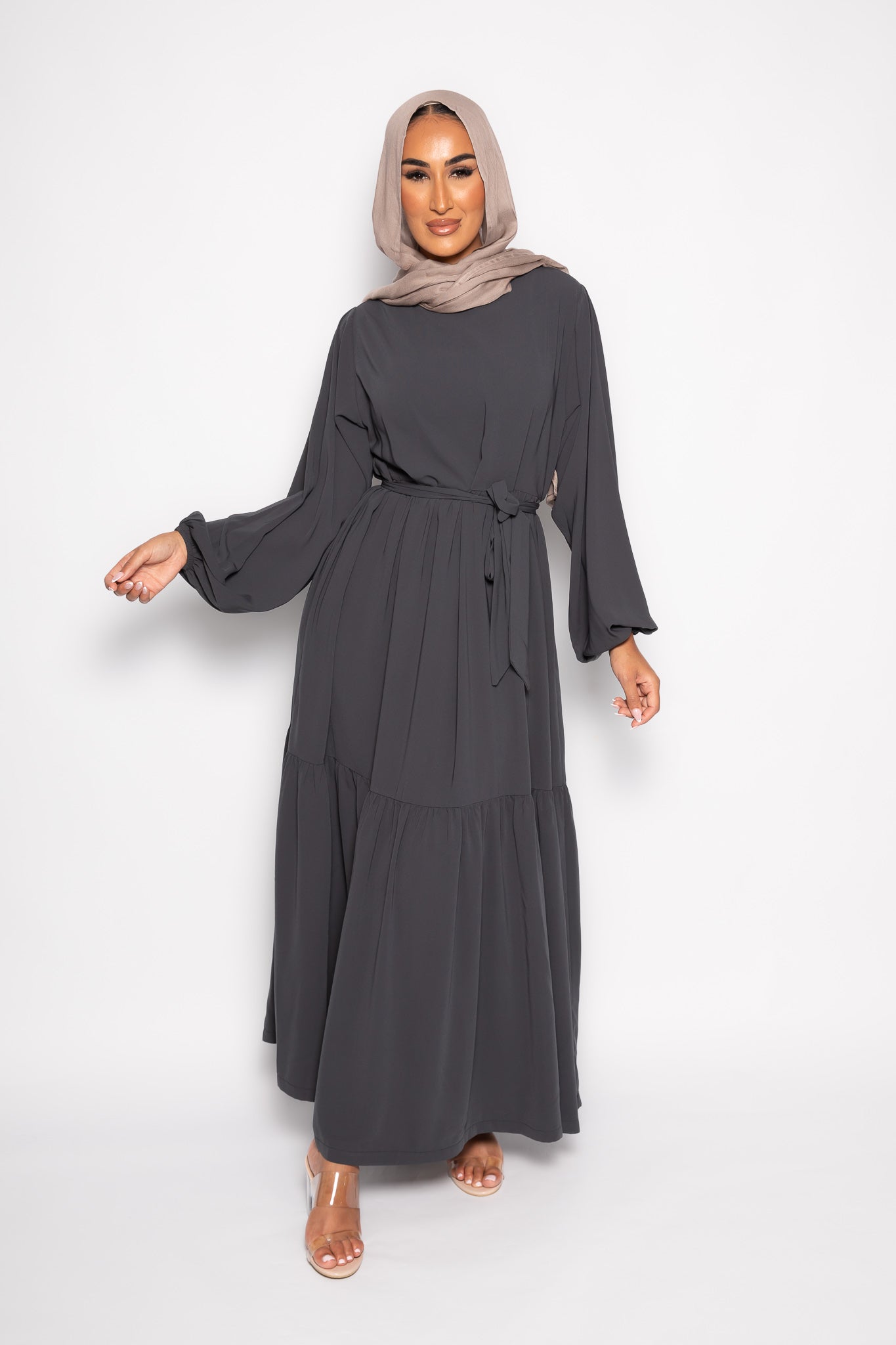 Sayyida tiered Abaya Maroon