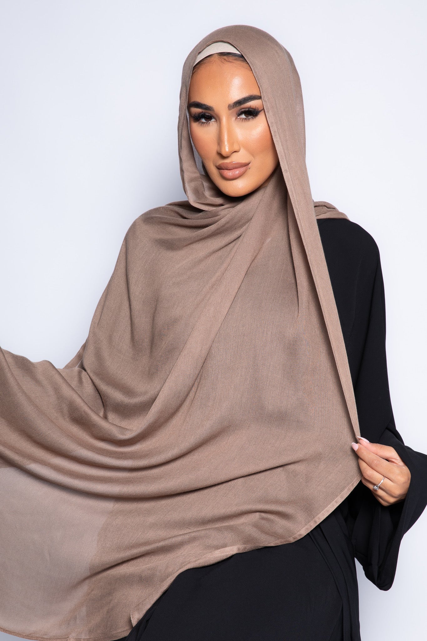 Truffle premium modal hijab Sayyida Collection