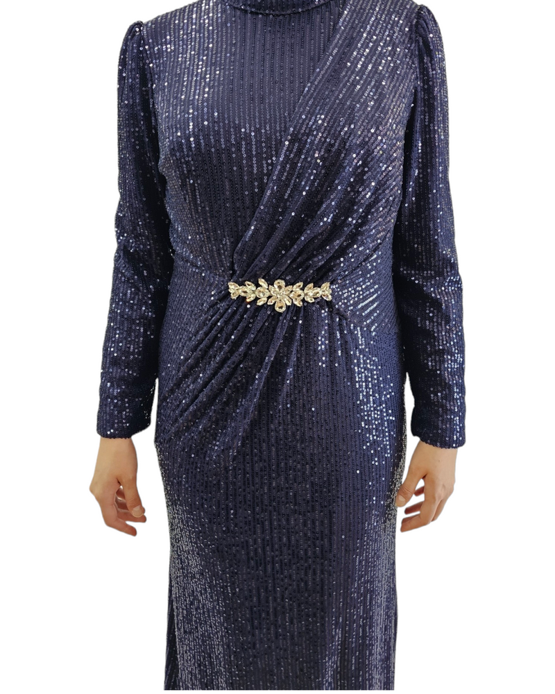 Curve sequence dress