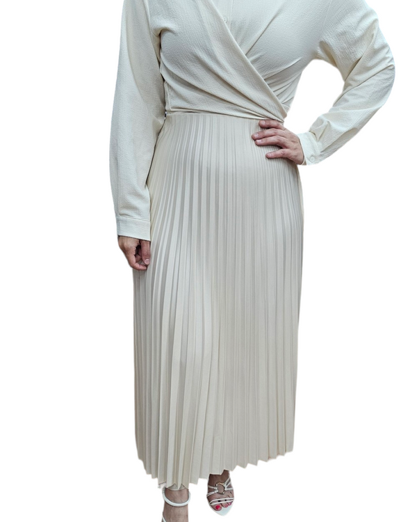 Pleat Lacquered Skirt Beige