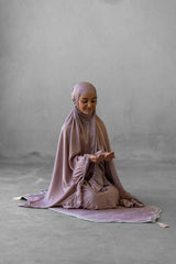 Girls silk prayer set with matching bag mauve