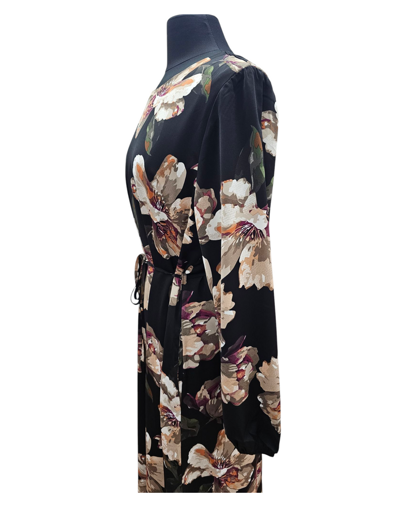 Lara Plus size floral dress